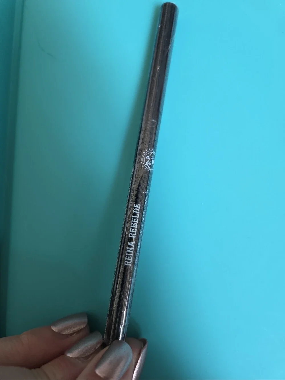 REINA REBELDE Rebel Gel Eye Definer  in Traviesa(Blackest Black) SEALED